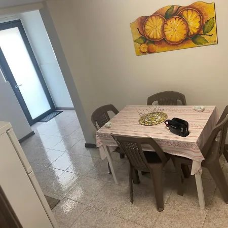 Дом отдыха G&g House Катания